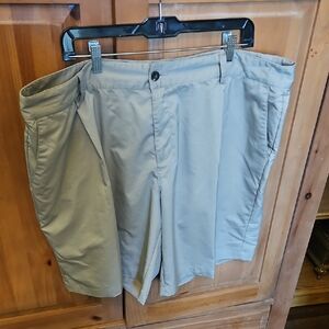 Men's Khaki Golf Shorts